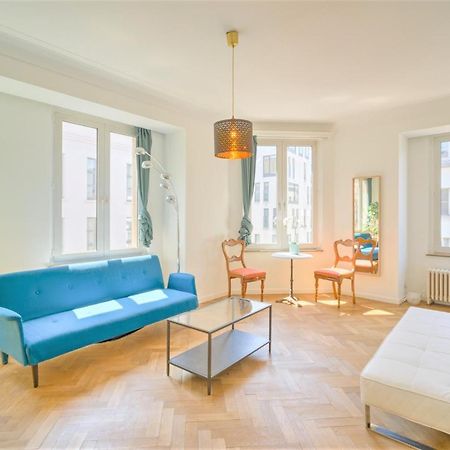 The Lily Lodge In The Heart Of Antwerpen Exteriör bild